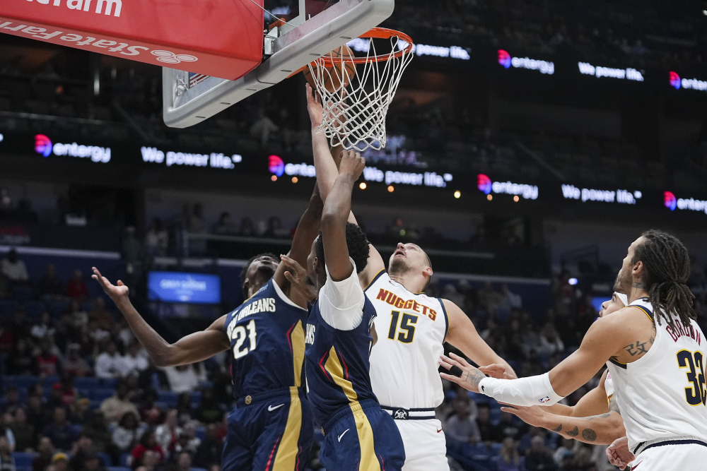 爱游戏在线-快船横扫掘金，拉文绝境逆转