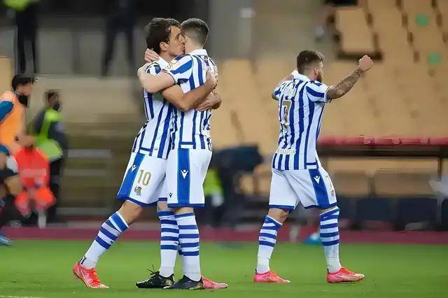 爱游戏娱乐-土耳其鏖战国际米兰，奥亚尔萨瓦尔带队取胜