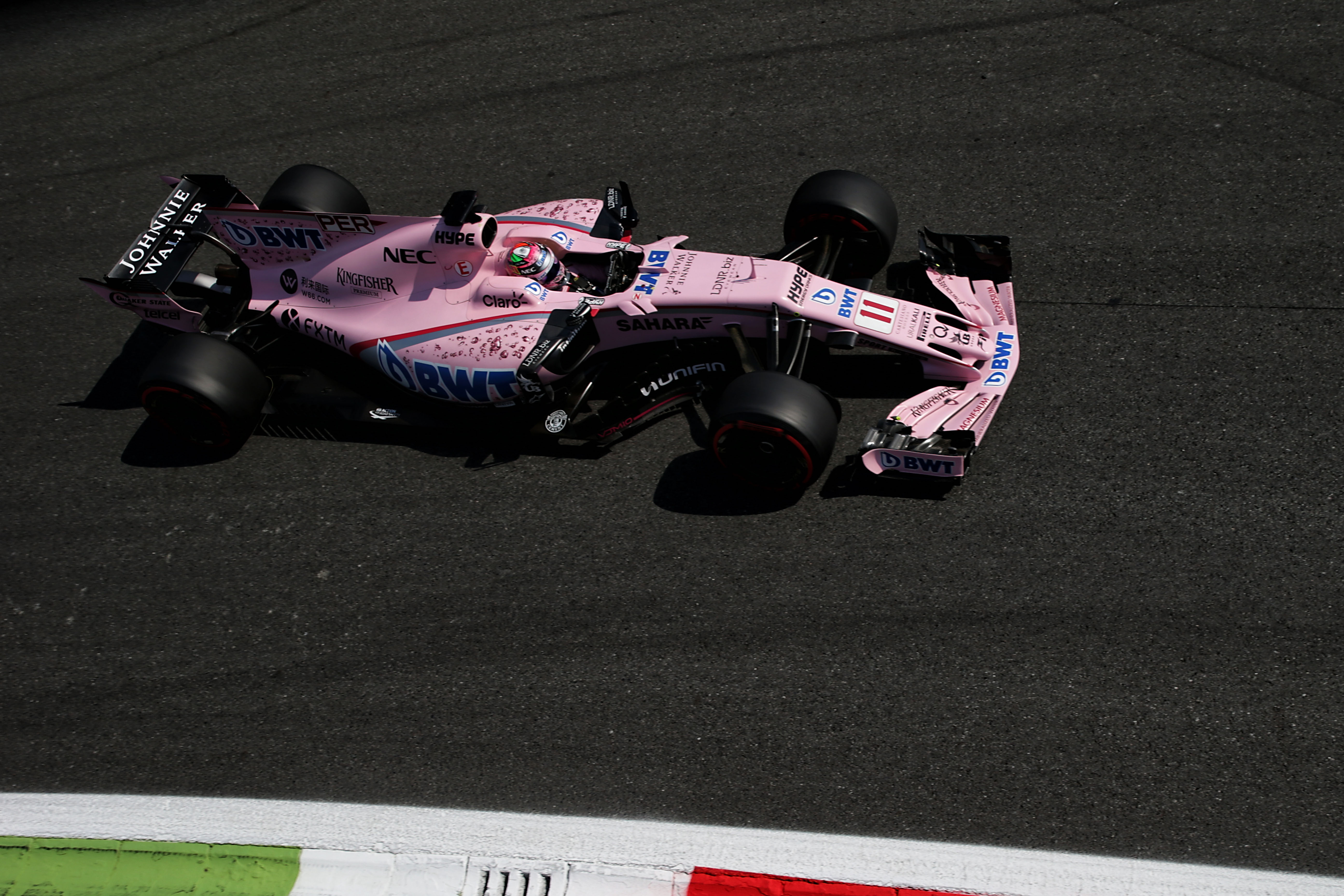 爱游戏官方-梅赛德斯鏖战红牛二队，佩雷兹关键制胜