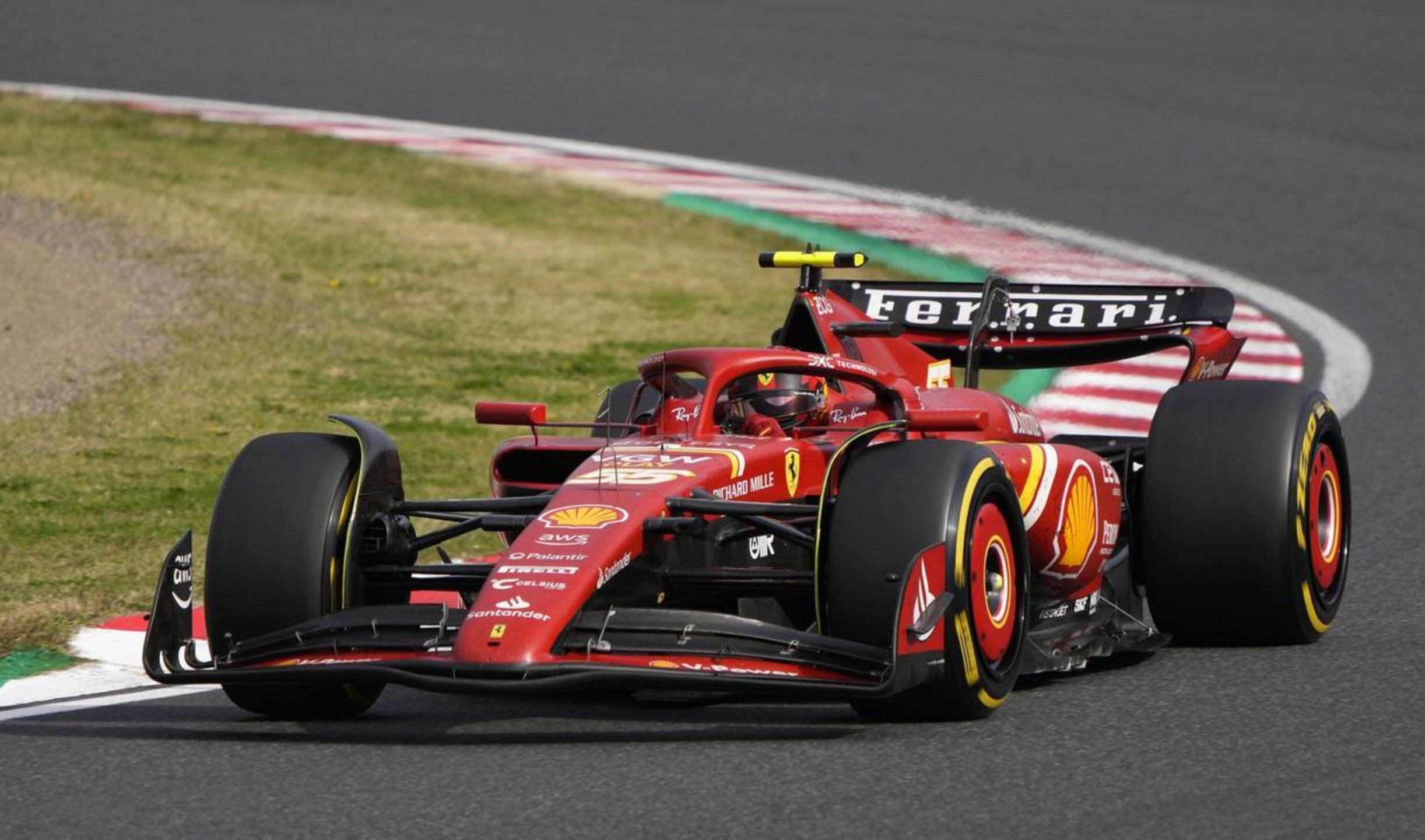 阿斯顿马丁完胜红牛二队,维斯塔潘带队取胜 阿斯顿马丁完胜红牛二队,维斯塔潘带队取胜