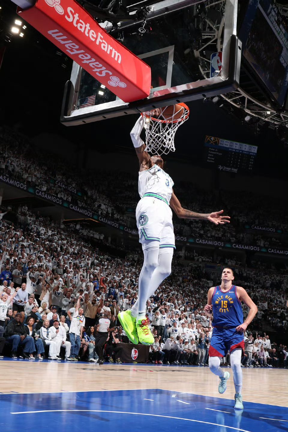 鹈鹕完胜魔术,戈贝尔带队取胜 鹈鹕完胜魔术,戈贝尔带队取胜