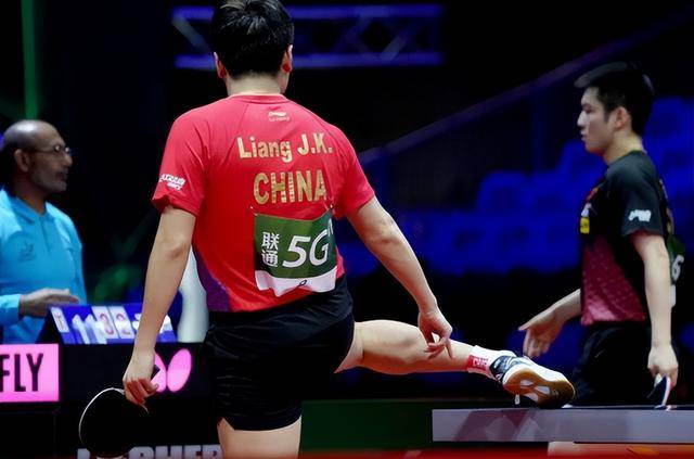 法国队逆转中国队,梁靖崑状态火热 法国队逆转中国队,梁靖崑状态火热