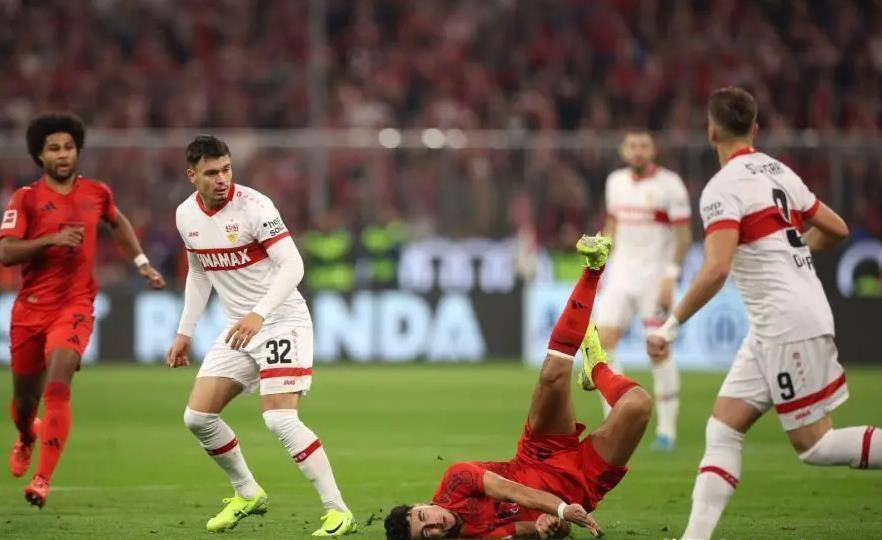 皇马逆转西班牙,加维点燃赛场 皇马逆转西班牙,加维点燃赛场