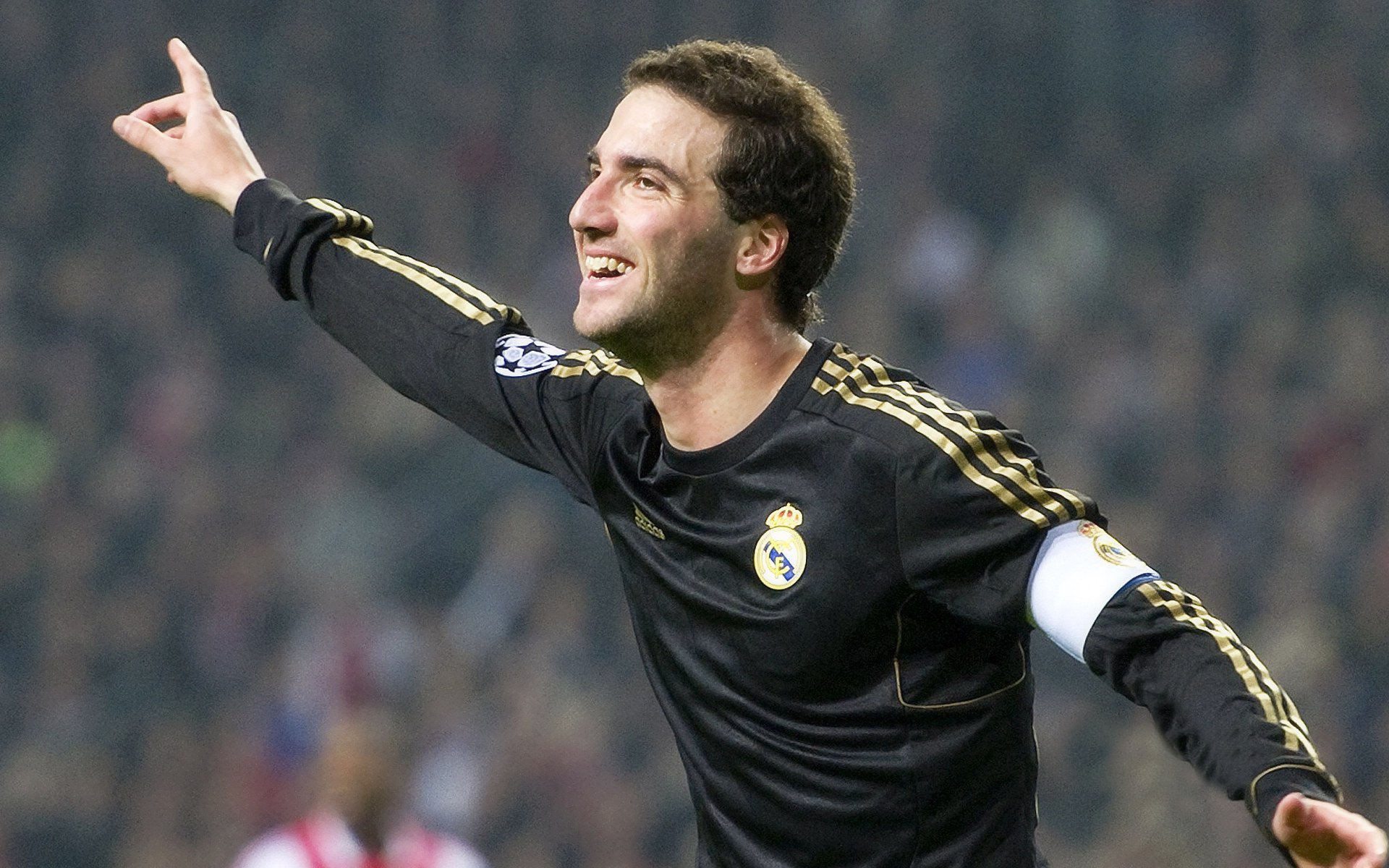 当终局比发车更早到来，致阿尔瓦雷斯，那提前杀死的悬念