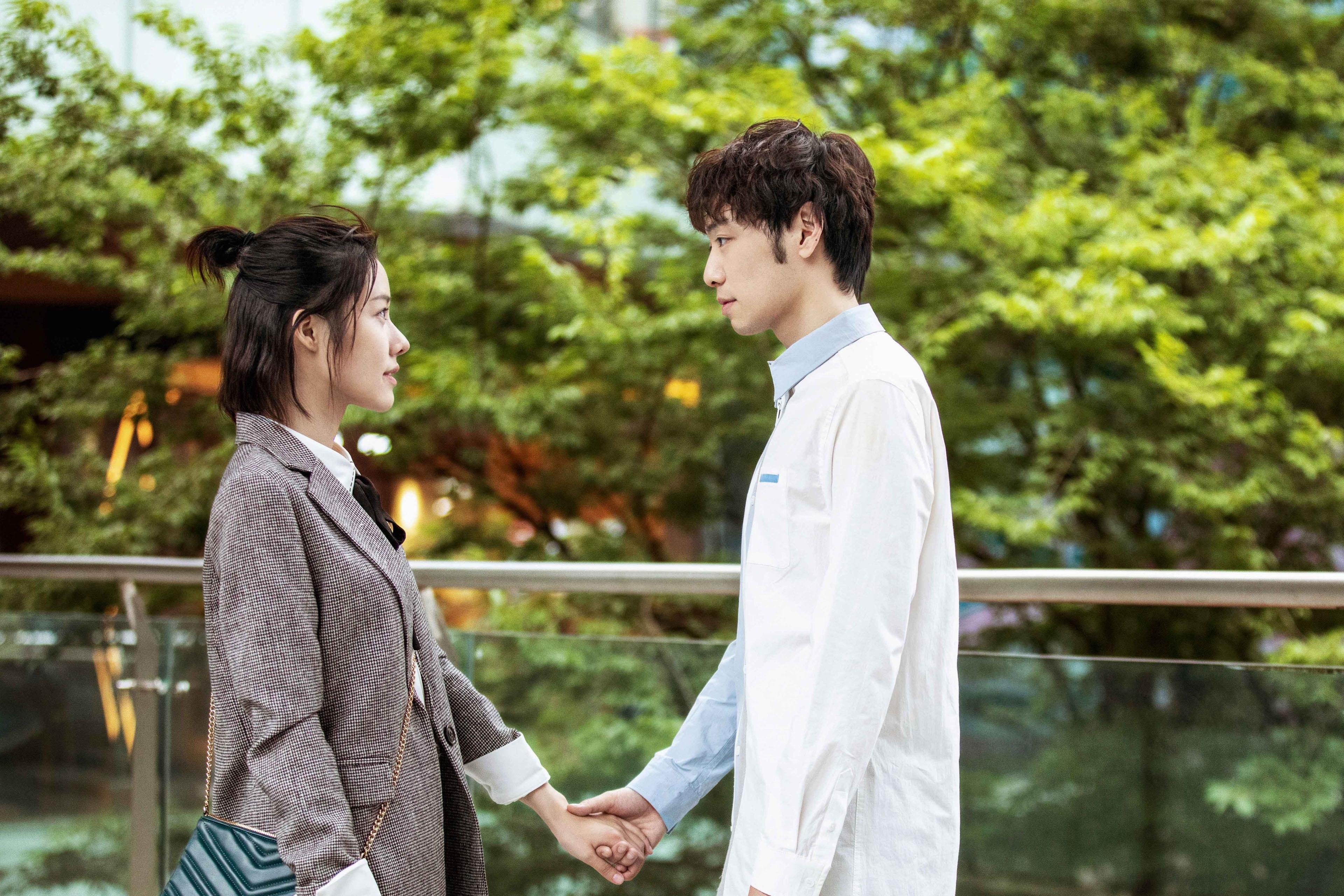 篮球的双面棱镜,哈利伯顿的利刃与鹈鹕的锁链