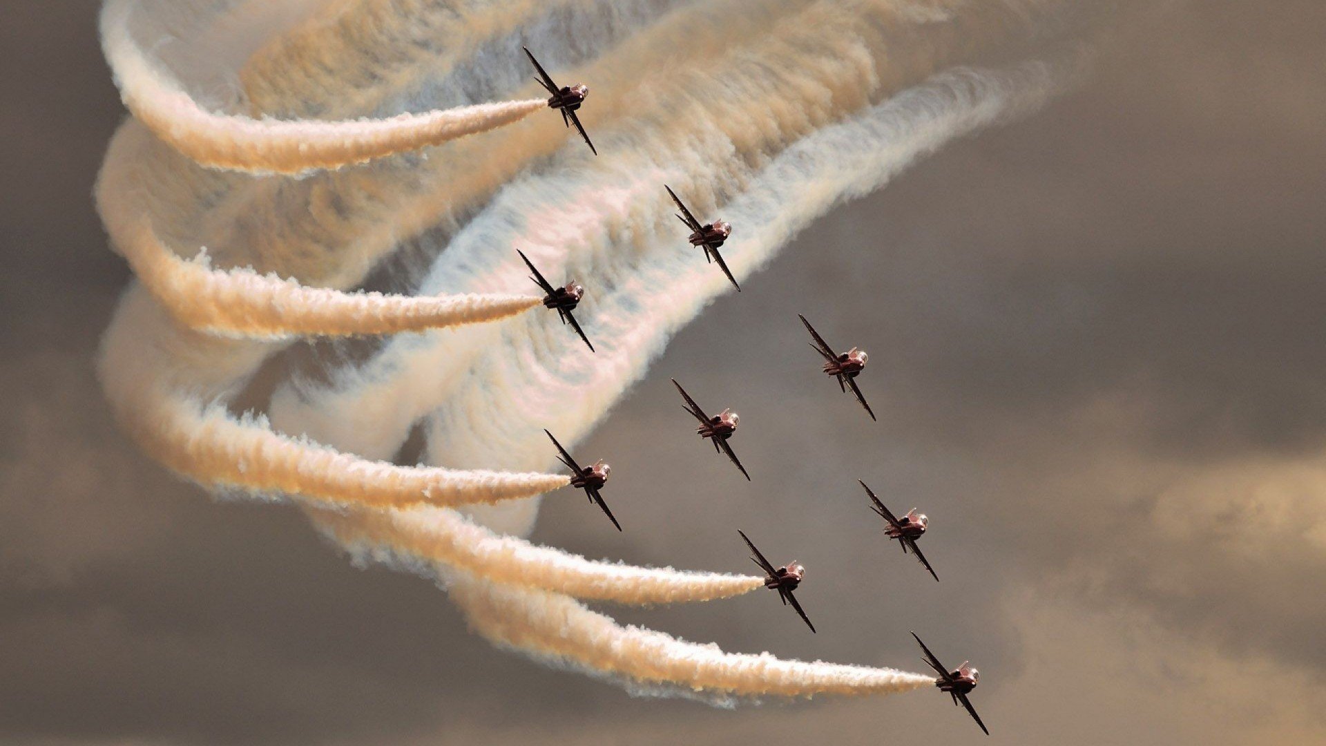 爱游戏APP-平行宇宙的篮球之巅，米切尔爆砍55分，凯尔特人险胜深圳队