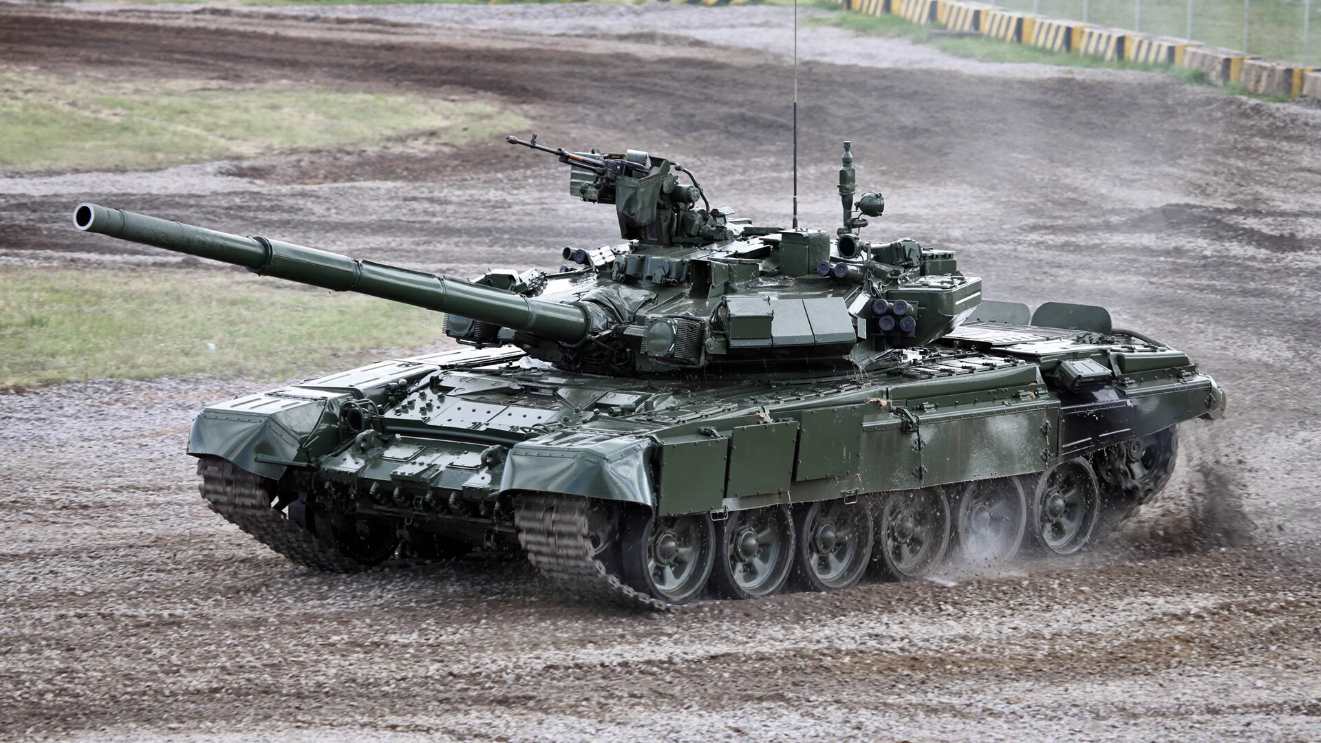 跨界联动，当凯尔特人启动F1引擎，东契奇于巴林弯道接管比赛